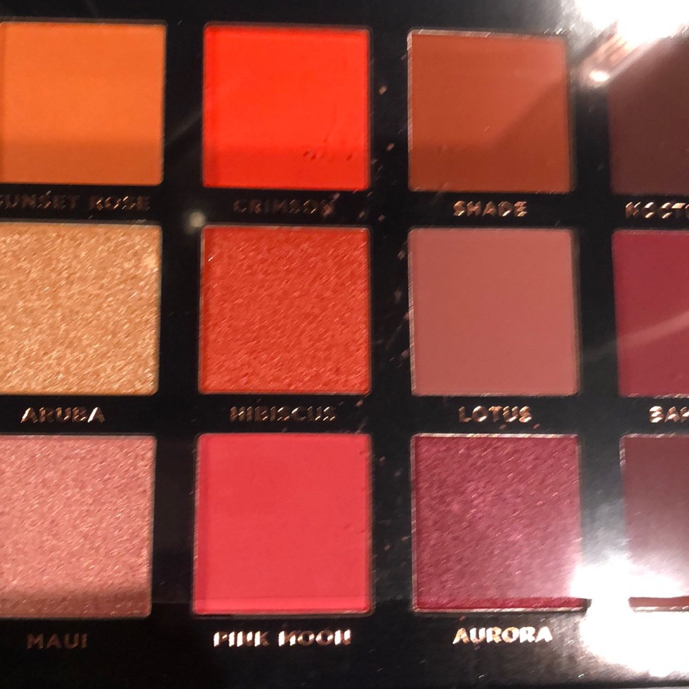 ACE beauty-scarlet dusk eyeshadow palette